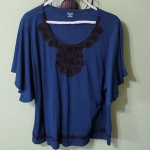2 ladies tops